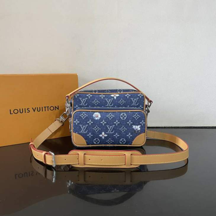 Picture of Louis Vuitton Handbags _SKUfw238757669fw